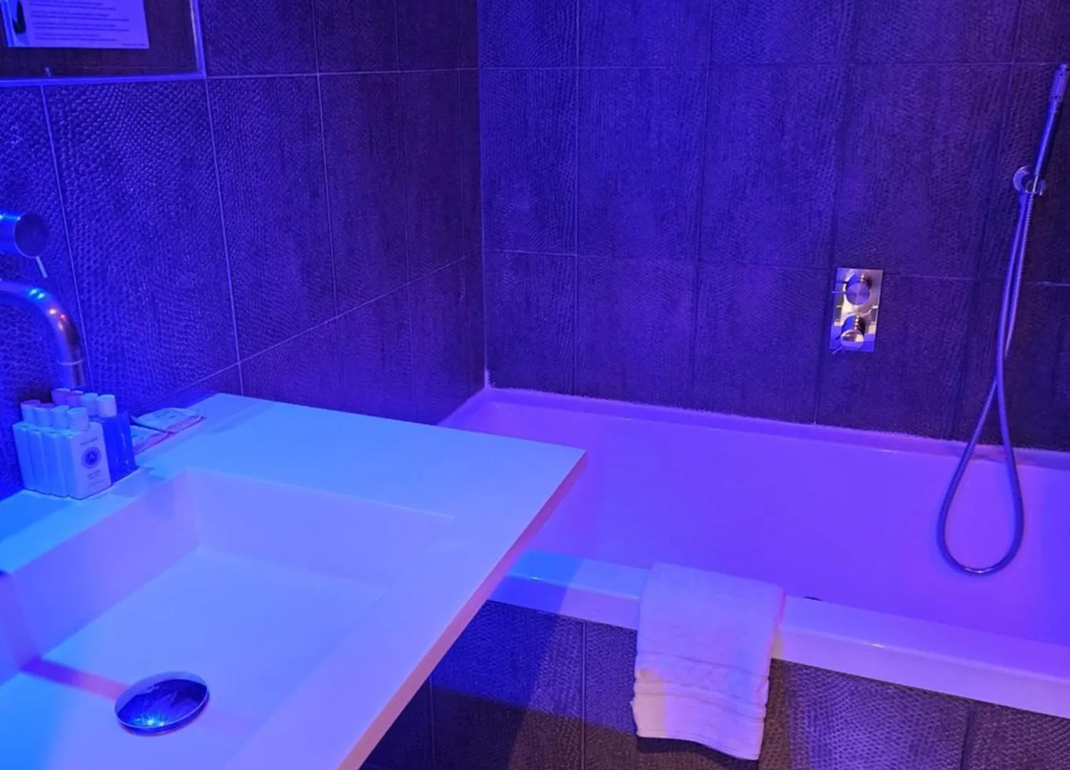 Atn Hotel Paris