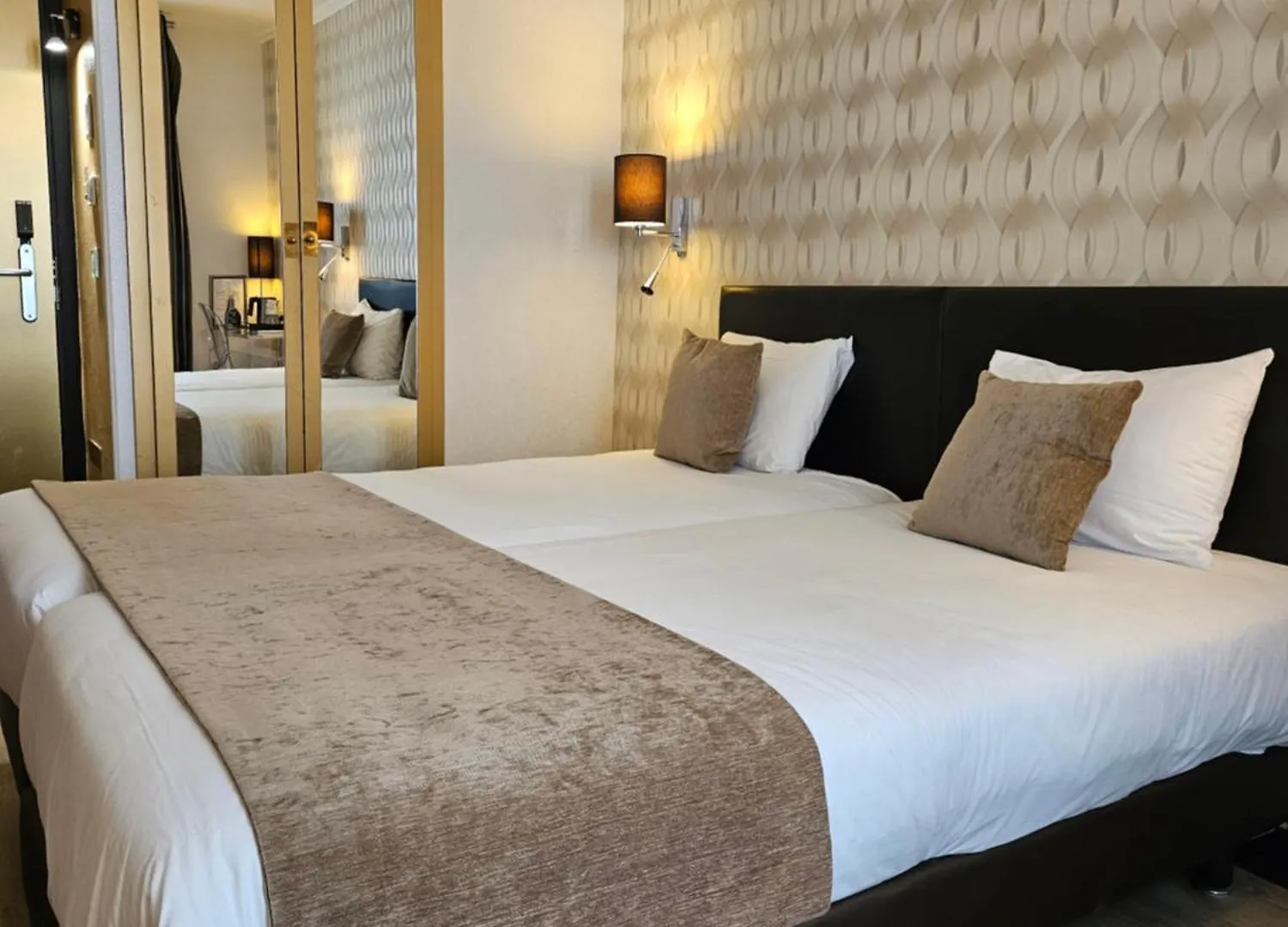 Atn Hotel Paryż Francja